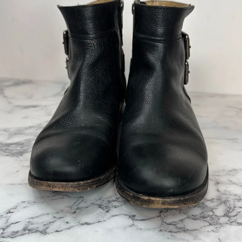 Frye Black Molly D Ring Boots Booties 6.5